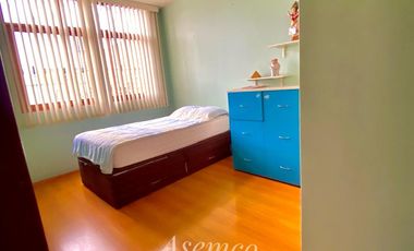 LINDA CASA EN VENTA CON AMPLIO JARDIN Y TERRAZA EN URB. LAS LOMAS DE LA MOLINA