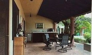 Casa en Venta en Rancho Tetela, Cuernavaca, Morelos.