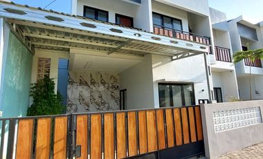 Rumah Baru View Persawahan di Banguntapan