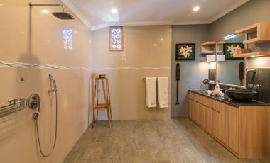 Beachfront Villa in Lovina Bali for Sale