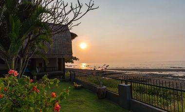 Beachfront Villa in Lovina Bali for Sale