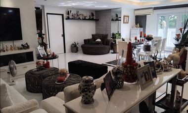 FOR SALE - Unit in Platinum 1000, Brgy. Greenhills, San Juan City