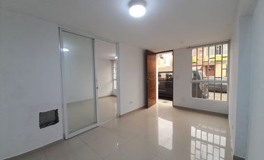 Hermosa Casa De 2 Pisos En Villa Club 1 - Carabayllo