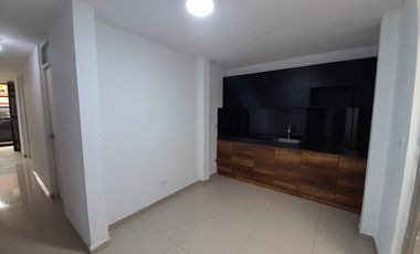 Hermosa Casa De 2 Pisos En Villa Club 1 - Carabayllo