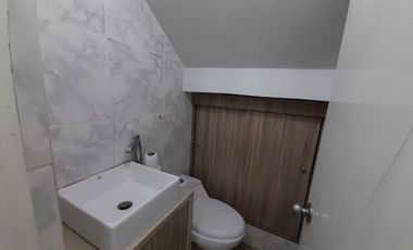 Hermosa Casa De 2 Pisos En Villa Club 1 - Carabayllo