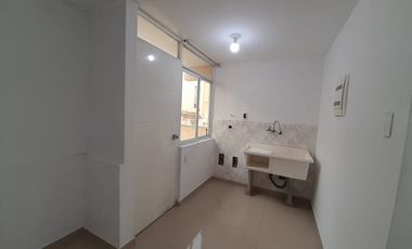 Hermosa Casa De 2 Pisos En Villa Club 1 - Carabayllo