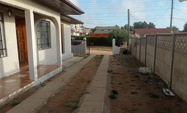 Se vende Casa Impecable En Recinto Cerrado, El Quisco