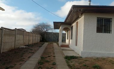 Se vende Casa Impecable En Recinto Cerrado, El Quisco
