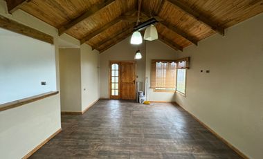 Casa de 1 piso 3D 2B en parcela 5.000M2  Rinconada de Cato, Chillán.
