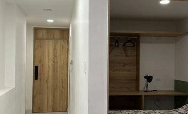 Venta de Apartamento 3 Piso en el Laguito.