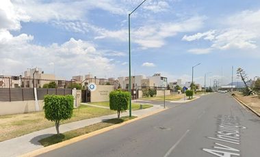 Casa en Remante Bancario.  **Fantástica oportunidad que no puede dejar pasar**