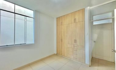 CASA EN VENTA –DENTRO DE UN CONDOMINIO PRIVADO-  URB.LOS GERANIOS - PIURA