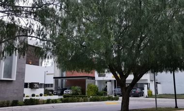 Terrenos residenciales habitacionales en venta en Aguascalientes, zona La Querencia desde 160m2 -351m2