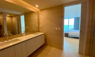 FRENTE AL MAR CON PLAYA PRIVADA Y MARINA > EXCLUSIVO DEPA SLS AMUEBLADO PUERTO CANCUN