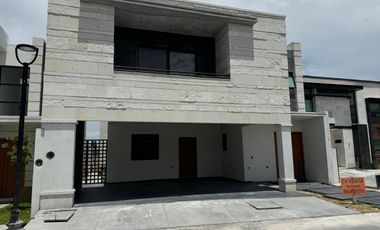 Casa en venta en Residencial La Escondida Saltillo Coahuila