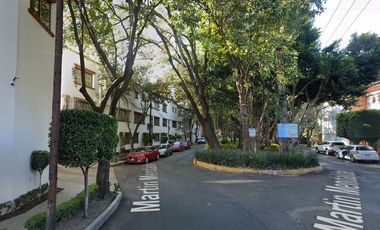 Venta de Hermosa Casa, Col. Del Valle Centro, CDMX.