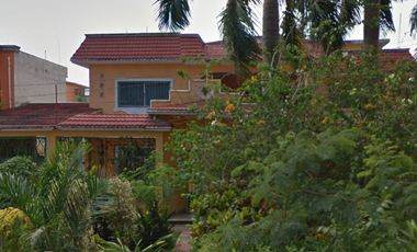 SE VENDE BONITA Y AMPLIA CASA EN CHETUMAL QUINTANA ROO