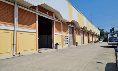 Alquiler de Bodega de 275 m2 dentro de complejo de bodegas con guardianía armada - Avenida Juan Tanca Marengo, Norte de Guayaquil