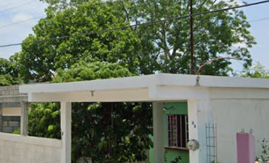 SE VENDE BONITA Y AMPLIA CASA EN VERACRUZ.