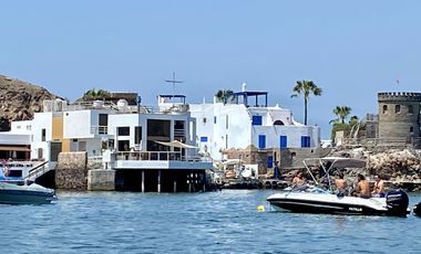 Venta de bella casa en la Isla Galápagos vista inmejorable