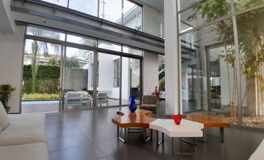 Samborondon, Alquilo Hermosa Casa con Acabados de Primera y Piscina