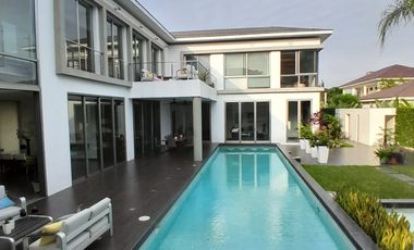 Samborondon, Alquilo Hermosa Casa con Acabados de Primera y Piscina