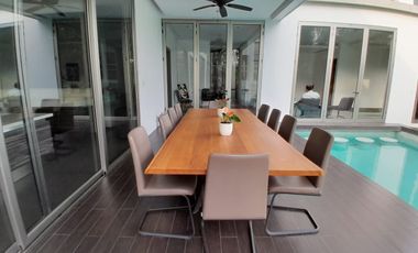 Samborondon, Alquilo Hermosa Casa con Acabados de Primera y Piscina