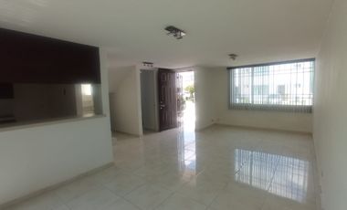 CASA EN RENTA EN ZINACANTEPEC