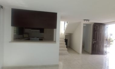 CASA EN RENTA EN ZINACANTEPEC