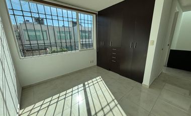 CASA EN RENTA EN ZINACANTEPEC