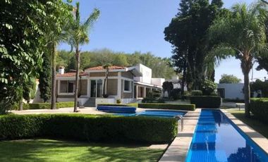 TERRENO DE 1,353 M2 EN VENTA UBICADO EN FRACCIONAMIENTO EL FRESNO ATLIXCO PUEBLA