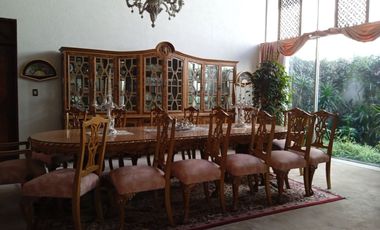 VENDO CASA CON FINOS ACABADOS AMUEBLADA O SIN MUEBLES