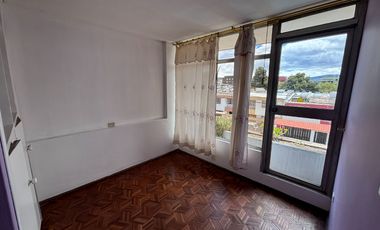 ¡Oportunidad Única! Casa Rentera en el Sector Parque Inglés, Norte de Quito - Precio: $230,000
