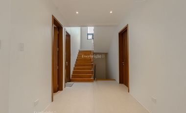 4BR House and Lot For Sale - Ayala Southvale Primera