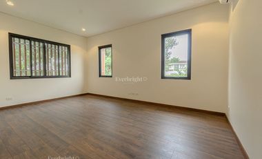 4BR House and Lot For Sale - Ayala Southvale Primera