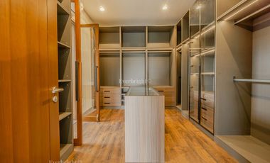 4BR House and Lot For Sale - Ayala Southvale Primera