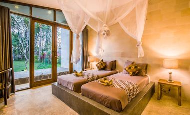 Stunning Beachfront Villa in West Bali for Lease 29 Years