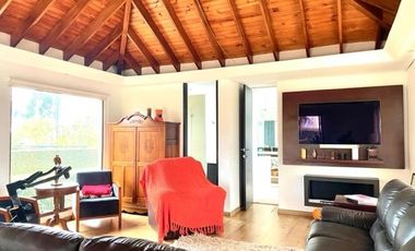 VENDO ESPECTACULAR CASA CAMPESTRE SAN JACINTO CHIA
