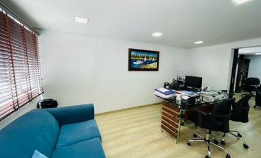 ESPECTACULAR CASA COMERCIAL O VIVIENDA  EN PONTEVEDRA
