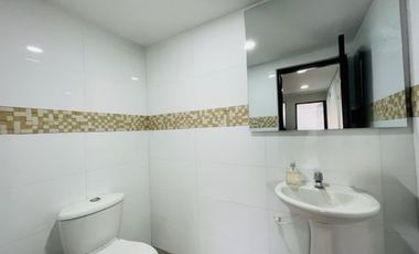 ESPECTACULAR CASA COMERCIAL O VIVIENDA  EN PONTEVEDRA