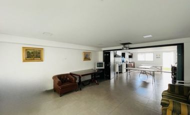 ESPECTACULAR CASA COMERCIAL O VIVIENDA  EN PONTEVEDRA