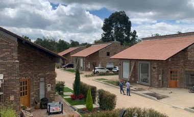 ARRIENDO HERMOSA CASA CONJUNTO EL BEJUCAL CAJICA CUNDINAMARCA COLOMBIA.