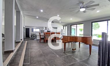 Casa en Venta en Cancún en Residencial Campestre con 4 Recámaras