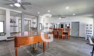 Casa en Venta en Cancún en Residencial Campestre con 4 Recámaras