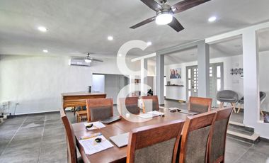 Casa en Venta en Cancún en Residencial Campestre con 4 Recámaras