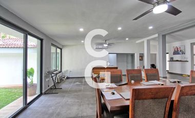 Casa en Venta en Cancún en Residencial Campestre con 4 Recámaras