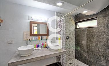 Casa en Venta en Cancún en Residencial Campestre con 4 Recámaras