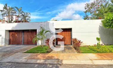 Casa en Venta en Cancún en Residencial Campestre con 4 Recámaras