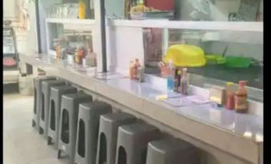 DOS LOCALES DE MARISCOS EN VENTA , MERCADO AQUILES SERDAN,