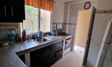 Casa Amoblada en Alquiler Marina Dor Park, 4 Hab, 3 Bañ, Patio, Samborondon. Jl